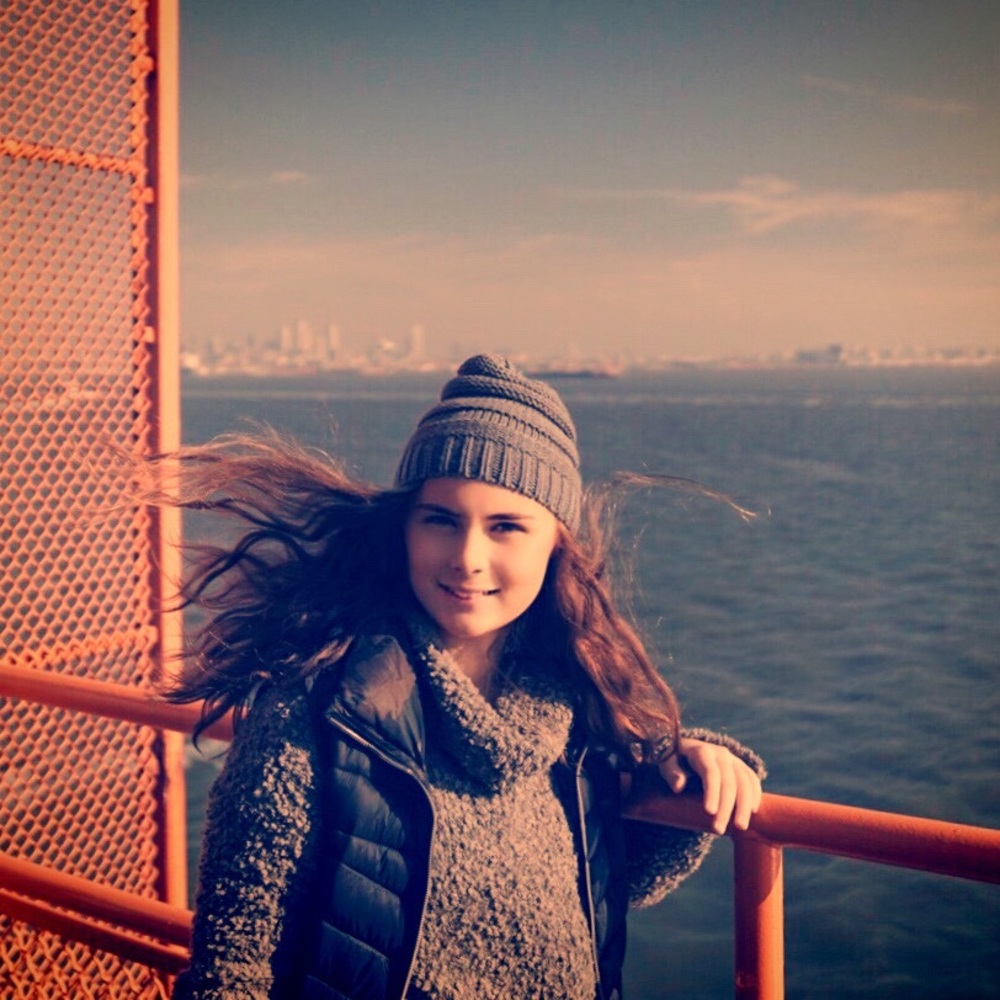 Meet your Posher, Claire